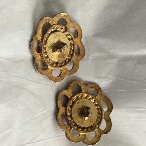 Buttons - Picture 2 of 2